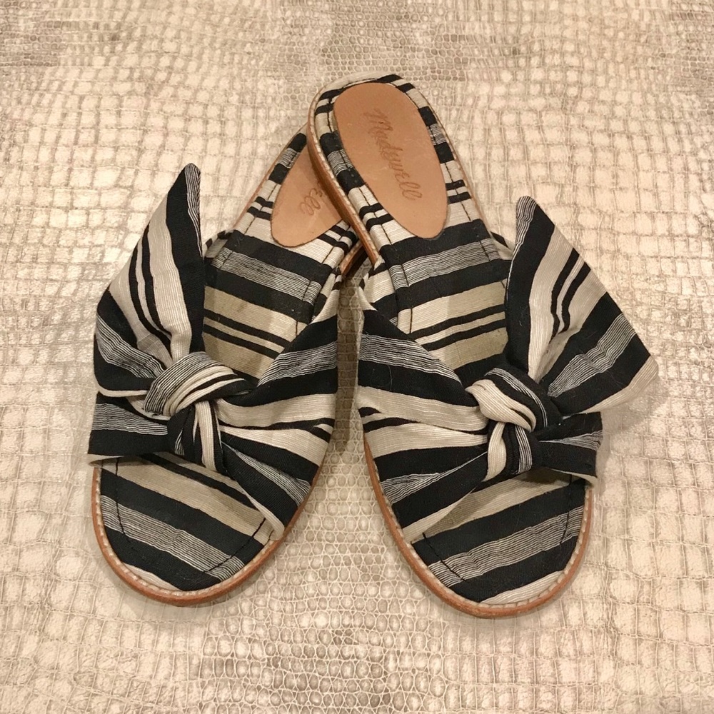 Madewell The Naida Half-Bow Sandal